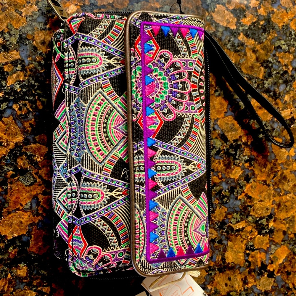 Sakroots wallet